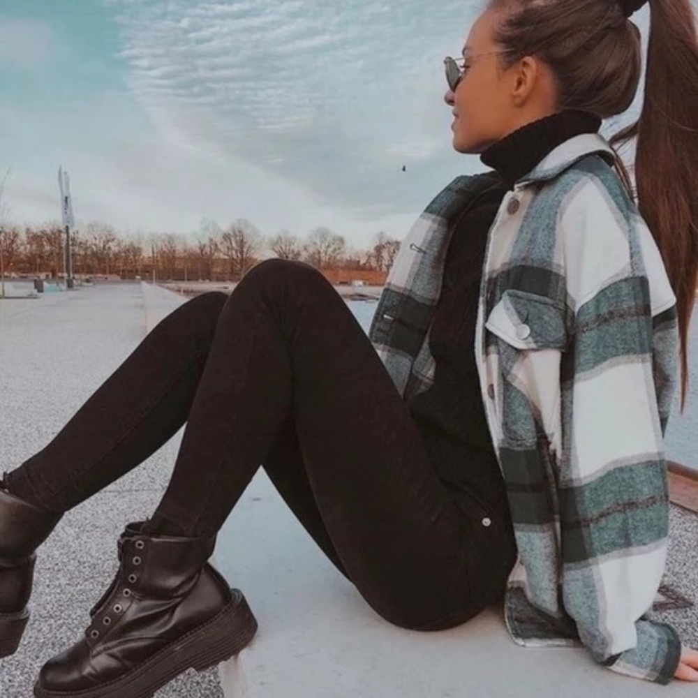 SOLD OUT Green Plaid Oversized Flannel Shacket Shirt Jacket - Picture 4 of 16